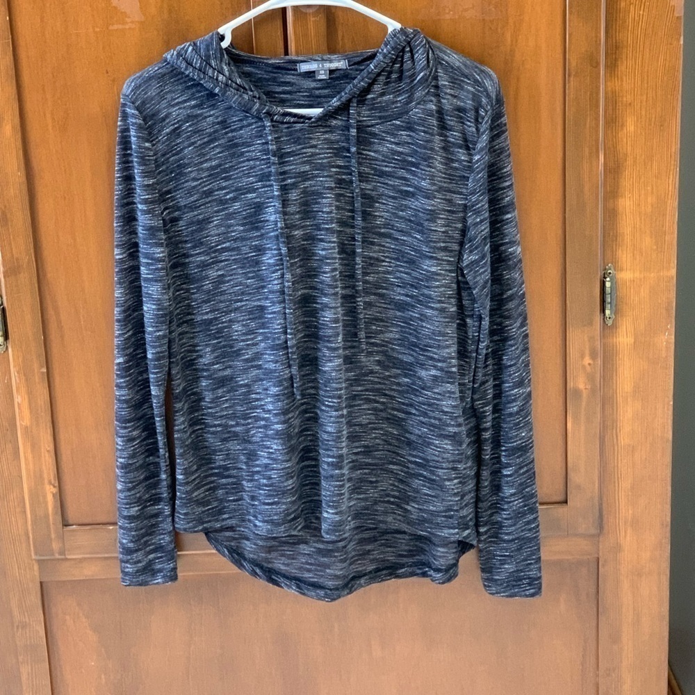 Threads 4 Thought XS hoodie high low hem made w/recycled poly rayon pullover